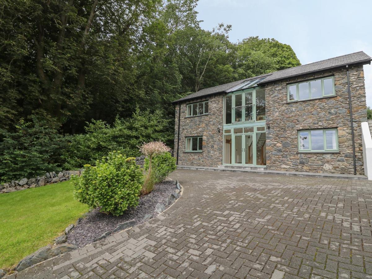 Tan Twr Villa Llanfairpwllgwyngyll Exterior photo