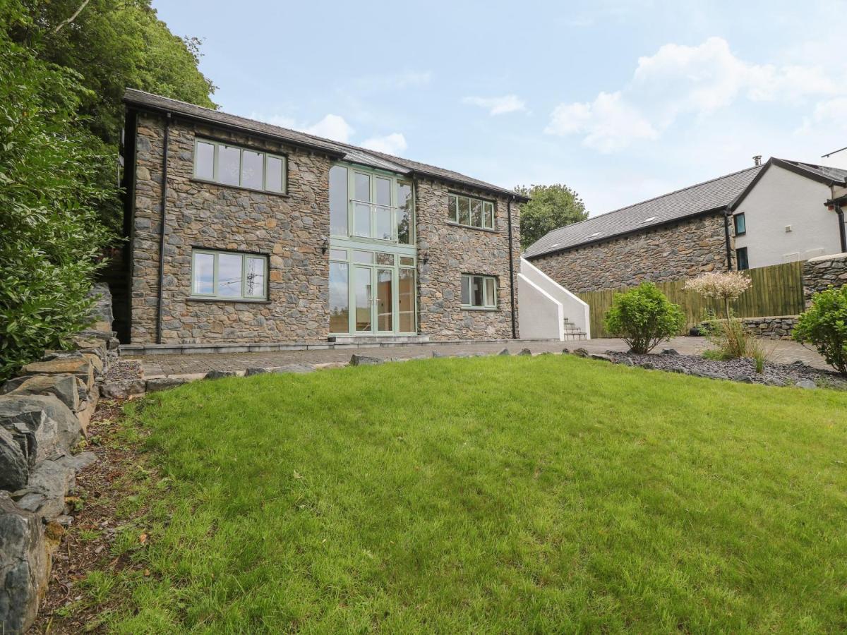 Tan Twr Villa Llanfairpwllgwyngyll Exterior photo